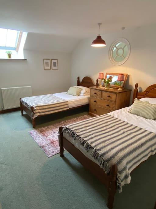 The Wheelhouse At Hewish Mill Villa Bittadon Luaran gambar